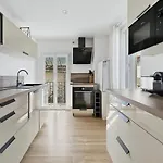 Le Houx Apartman