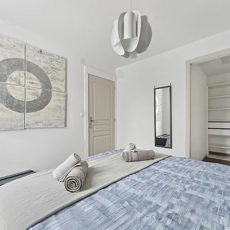 Le Houx Apartment